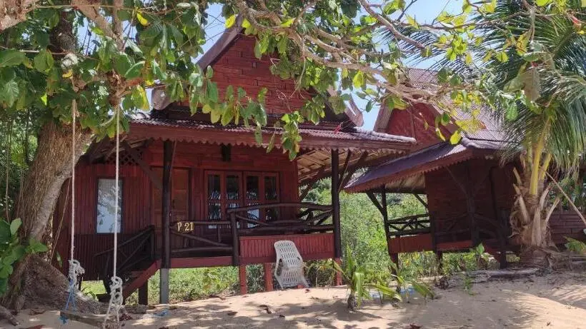 Perhehuone, Le Dugong Libong Resort