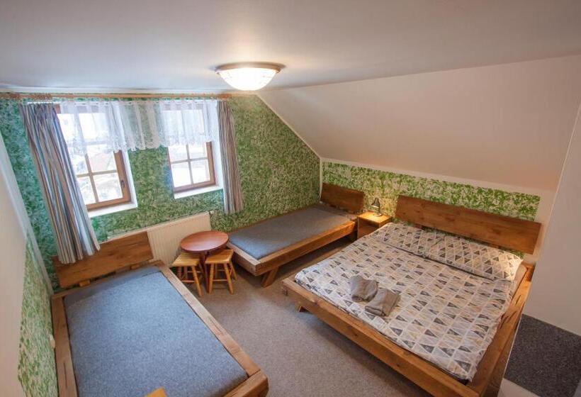 スタンダード４人部屋, Podskalí Adršpach