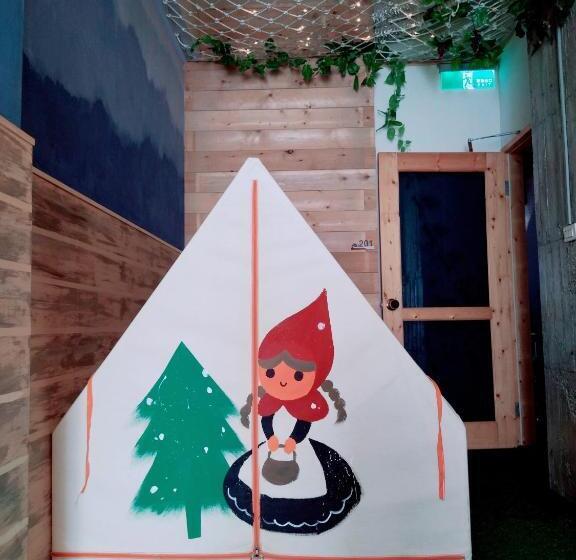 چادر با خدمات رفاهی استاندارد, 棚棚屋室內帳篷民宿inn