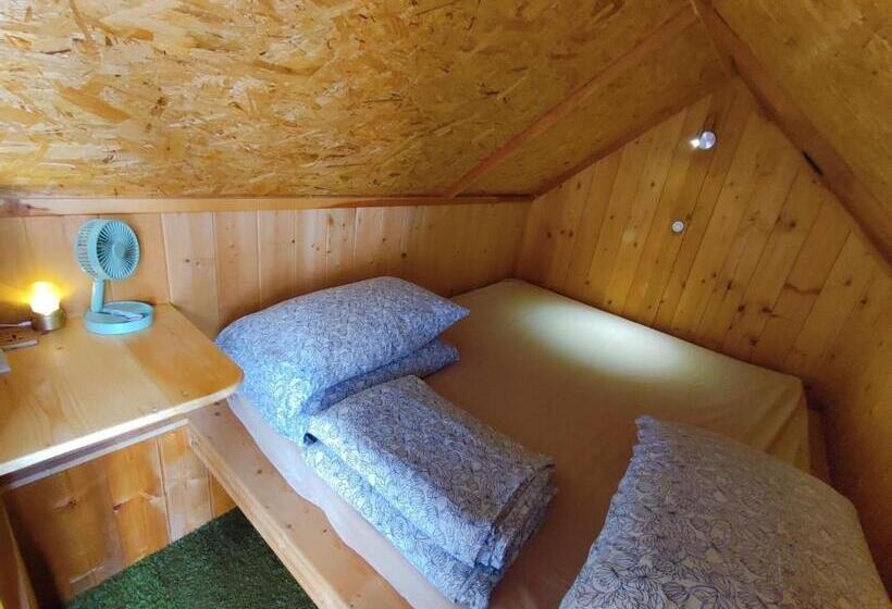 کلبه ییلاقی, 棚棚屋室內帳篷民宿inn