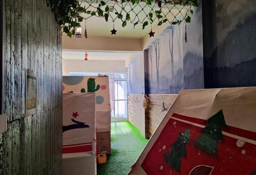 چادر با خدمات رفاهی استاندارد, 棚棚屋室內帳篷民宿inn