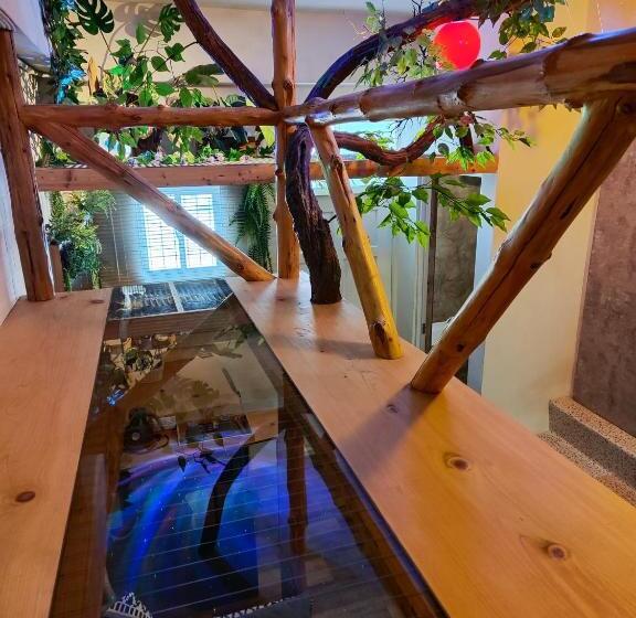 Suite with Terrace, 棚棚屋室內帳篷民宿inn