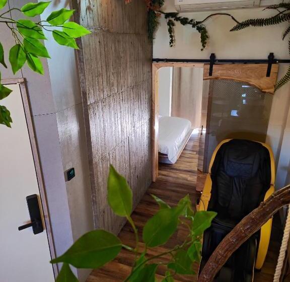 Suite with Terrace, 棚棚屋室內帳篷民宿inn