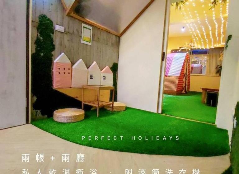 اتاق استاندارد چهار تخته, 棚棚屋室內帳篷民宿inn