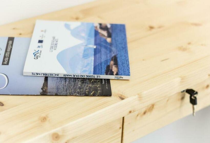 带阳台的三人标准间, Arenaria B&b