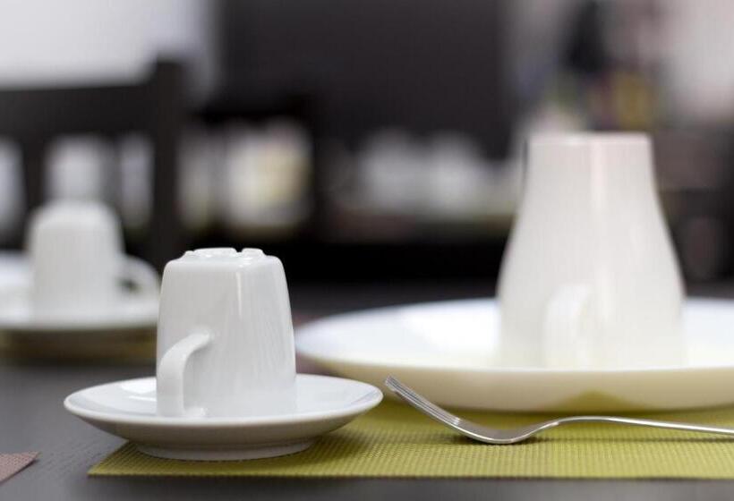 标准间, Arenaria B&b