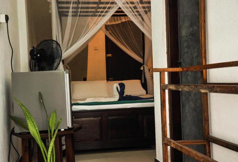 Habitación Estándar con Balcón, Gem Light Guest House