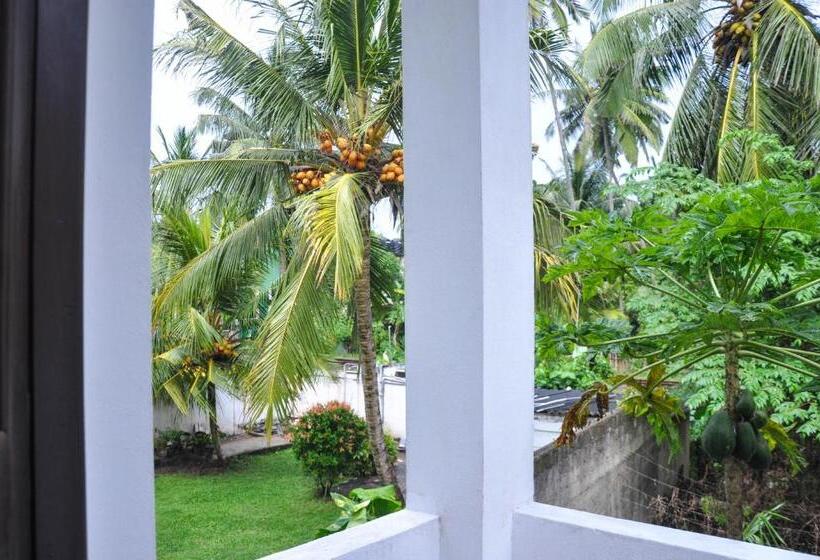 Habitación Estándar con Balcón, Gem Light Guest House