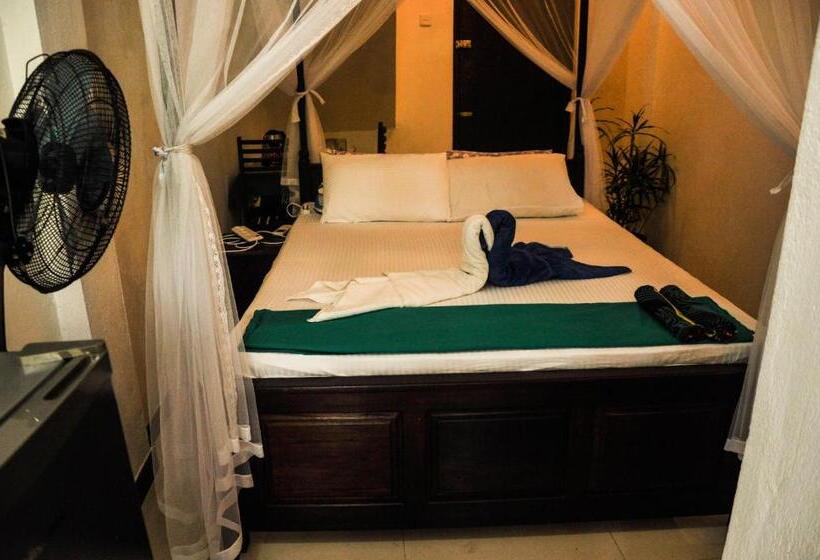 Habitación Estándar con Balcón, Gem Light Guest House