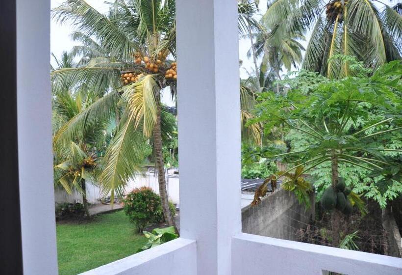 Habitación Estándar con Balcón, Gem Light Guest House