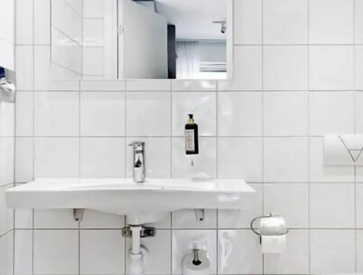 اتاق لوکس با بالکن, Avanti Apartment
