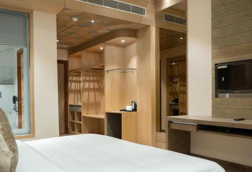 エクゼクティブスイート, Clarks Inn Suites Kangra