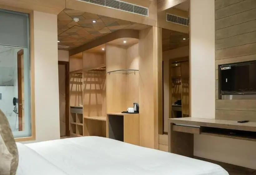 エクゼクティブスイート, Clarks Inn Suites Kangra