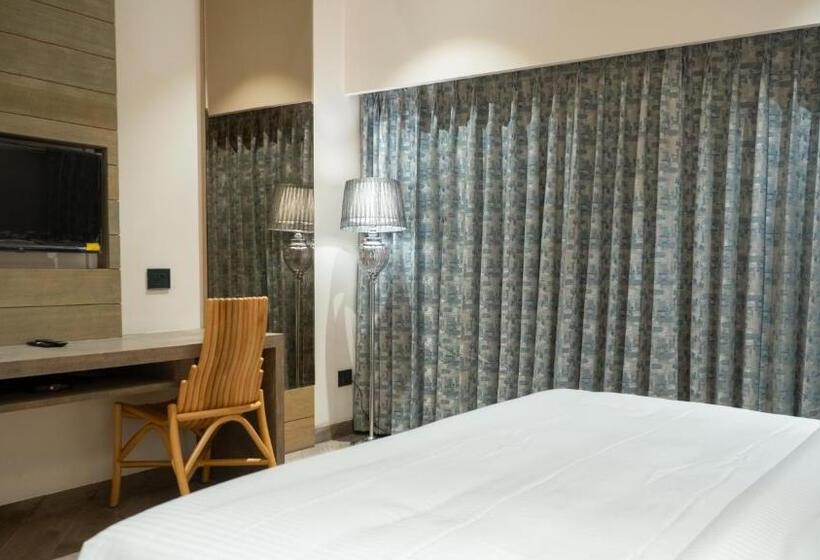 エクゼクティブスイート, Clarks Inn Suites Kangra