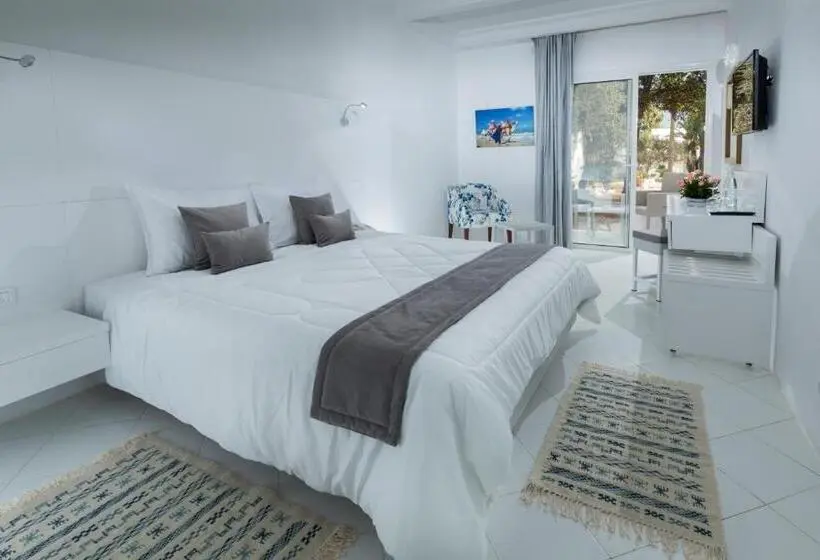 Single Room Garden View