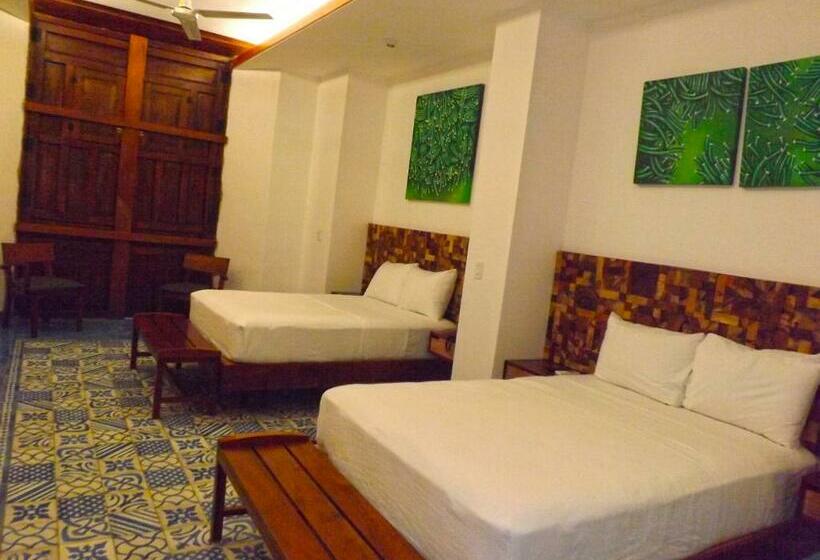 스탠다드 룸, Rouge By La Gran Francia