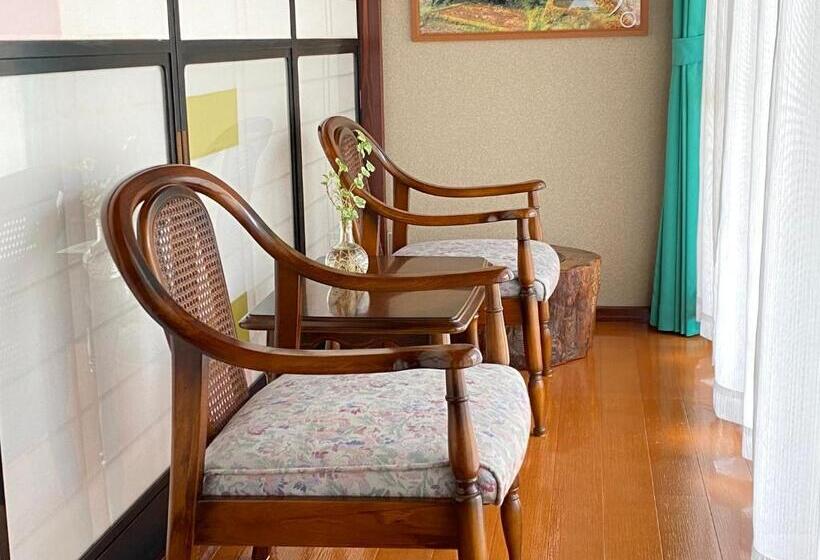 3ベッドルームハウス, ゲストハウス山吹