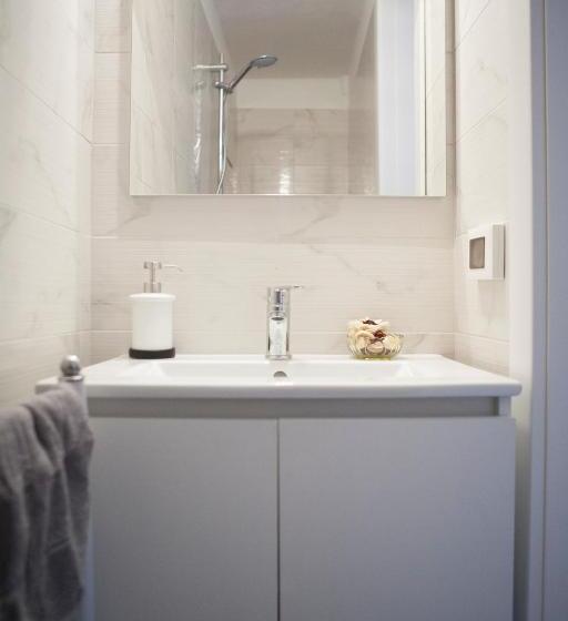 اتاق استاندارد یک نفره, Villa Giove Rooms