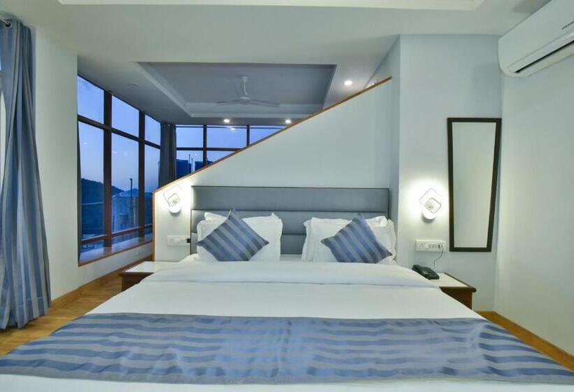 اتاق استاندارد با تخت بزرگ, Asian International