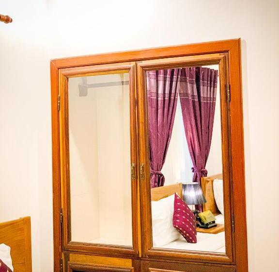 اتاق لوکس, Ravoeun Angkor Boutique
