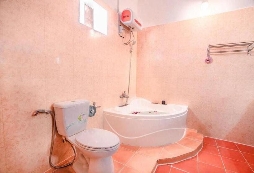 اتاق لوکس, Ravoeun Angkor Boutique