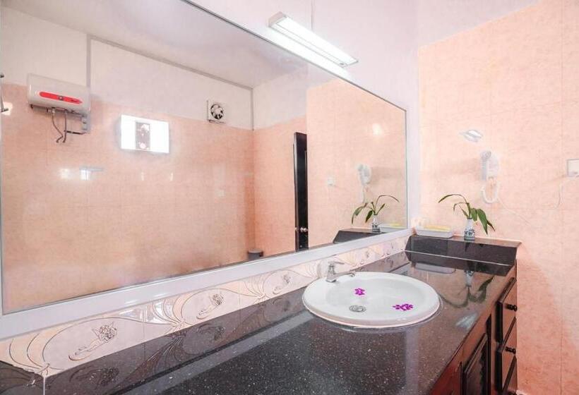 اتاق لوکس, Ravoeun Angkor Boutique