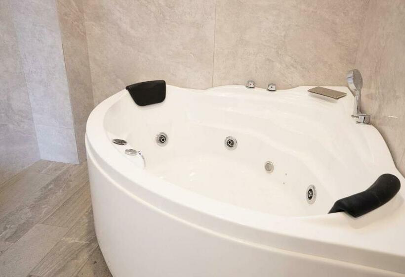 Студия Стандарт, Vintage Villa Langkawi