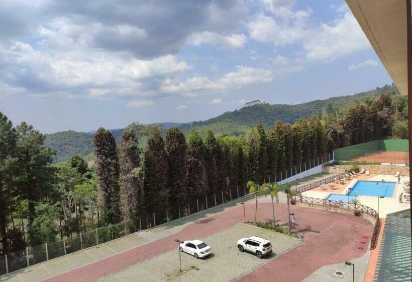 سوییت لوکس, Suíte Condomínio Vista Azul   Pedra Azul