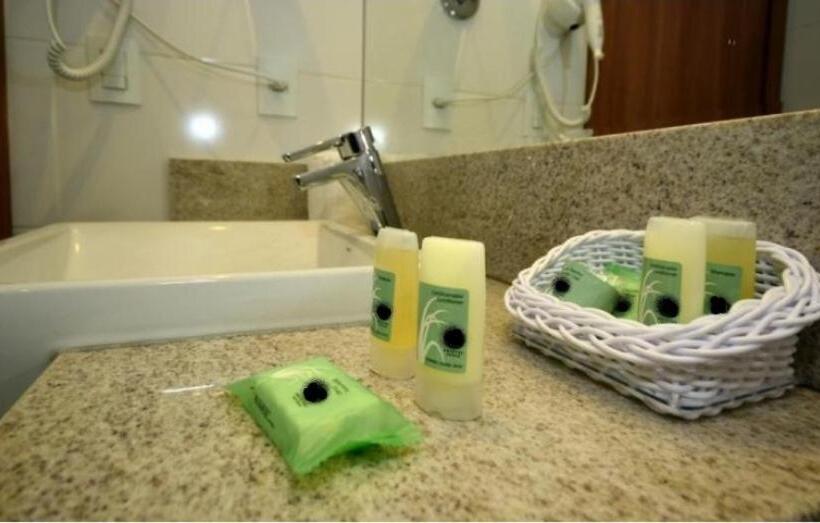 سوییت لوکس, Suíte Condomínio Vista Azul   Pedra Azul