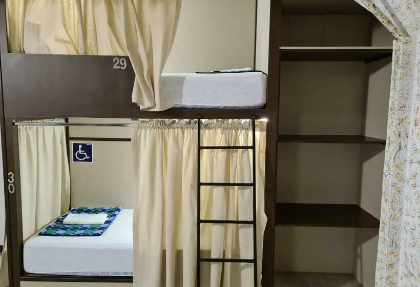 تختخواب در اتاق مشترک, Hostel Tkh Rooms Mate