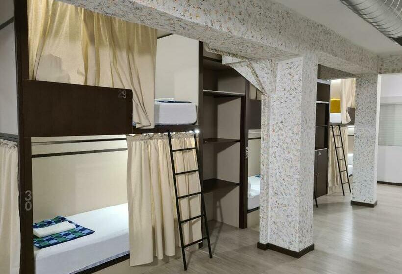 تختخواب در اتاق مشترک, Hostel Tkh Rooms Mate