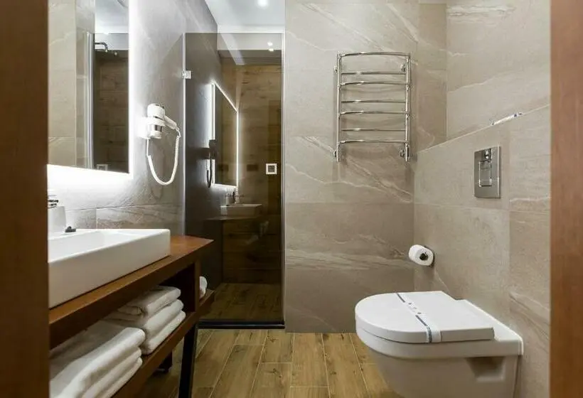 コンフォートトリプルルーム, ведмежа гора Panorama Spa Resort