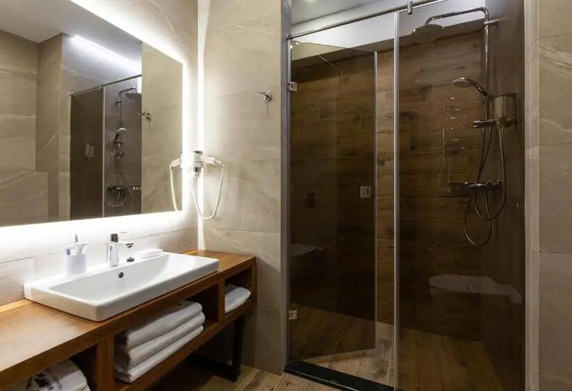スタンダードトリプルルーム, ведмежа гора Panorama Spa Resort