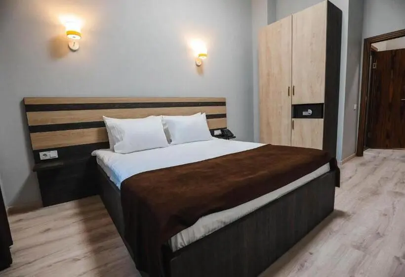 اتاق استاندارد, Infinity Plaza Block 1