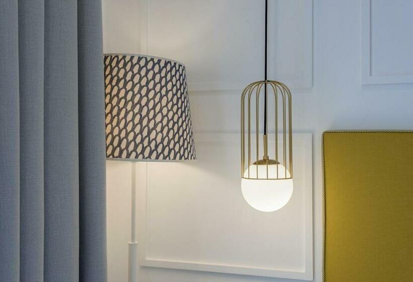 اتاق لوکس با چشمانداز دریا, Capri Marina Suite