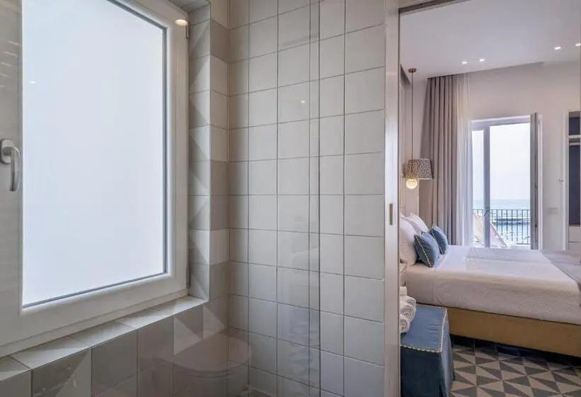 اتاق استاندارد با تراس, Capri Marina Suite