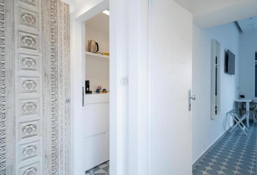 اتاق استاندارد با تراس, Capri Marina Suite