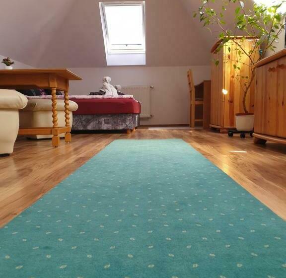 اتاق استاندارد سه نفره, Egri Csillagocska Apartman