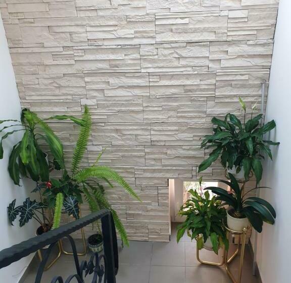 اتاق استاندارد سه نفره, Egri Csillagocska Apartman