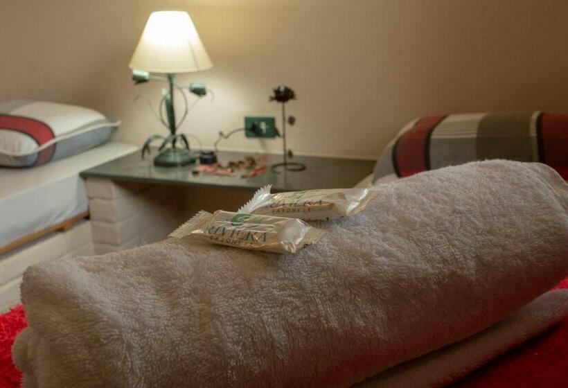 带共用浴室的标准房间, Hospedaria Recanto Da Val