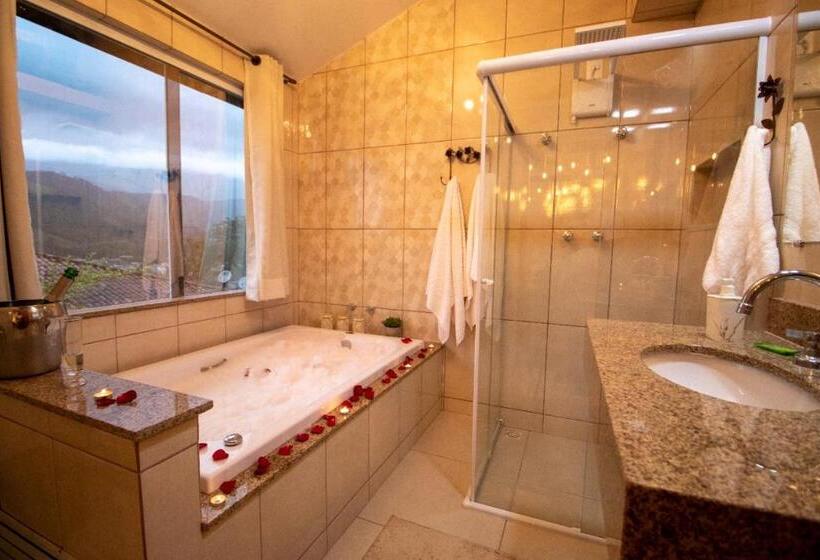 带按摩浴盆的套房, Hospedaria Recanto Da Val