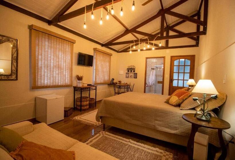 带按摩浴盆的套房, Hospedaria Recanto Da Val