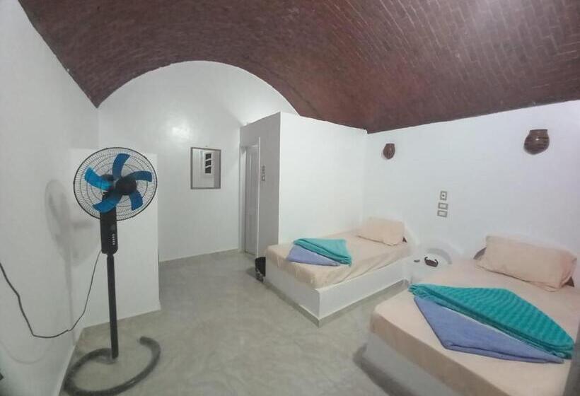 اتاق لوکس با چشم‌انداز دریا, Kafana Guest House Nile View