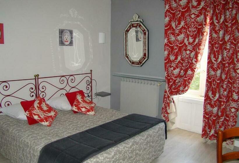 חדר סטנדרט לשלושה, Le 18 By Benson