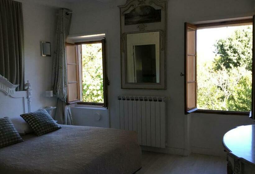 חדר סטנדרט, Le 18 By Benson