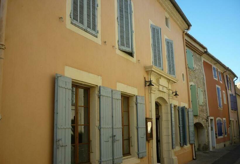 חדר סטנדרט, Le 18 By Benson