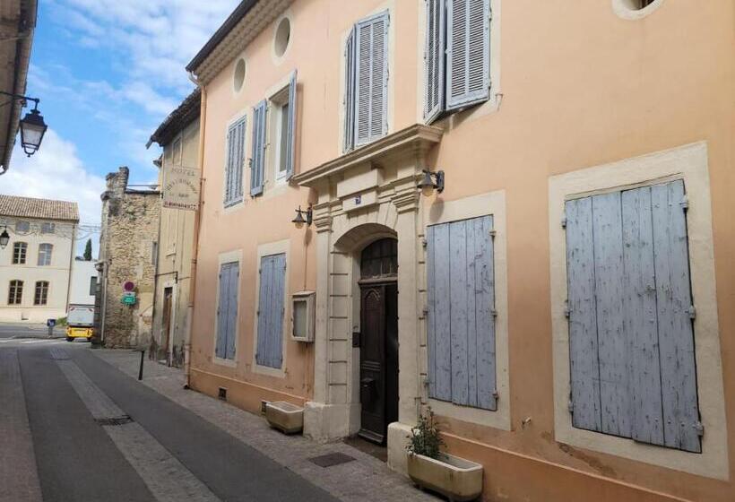 חדר סטנדרט לשלושה, Le 18 By Benson