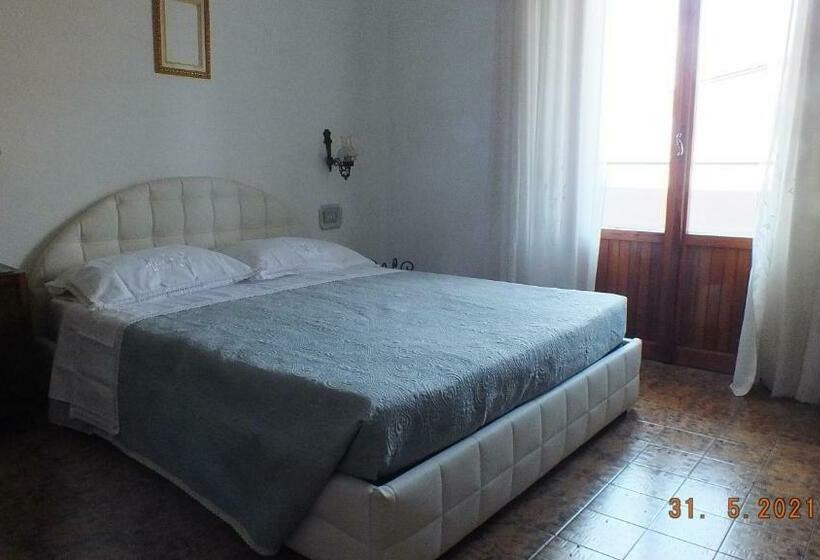 اتاق استاندارد با بالکن, A Casa Di Nonna B&b