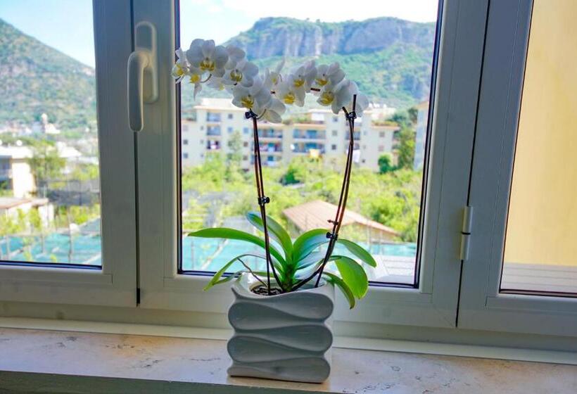 חדר סטנדרט נוף לגינה, B&b Tina