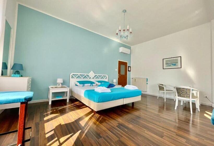 חדר סטנדרט לשלושה עם נוף לגינה, B&b Tina